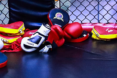 愛(ài)尚健身(shēn)團操部｜春暖花(huā)開(kāi)，三月(yuè)我們恭候您。